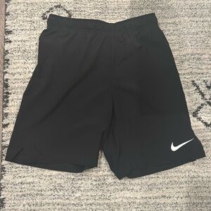 Black men’s Nike shorts